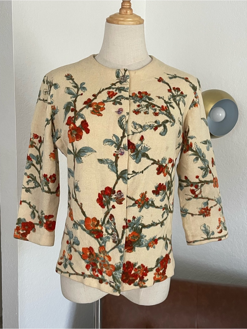 Vintage 1950s KIO Imported by Hooper Associates LTD Floral Wool Cardigan